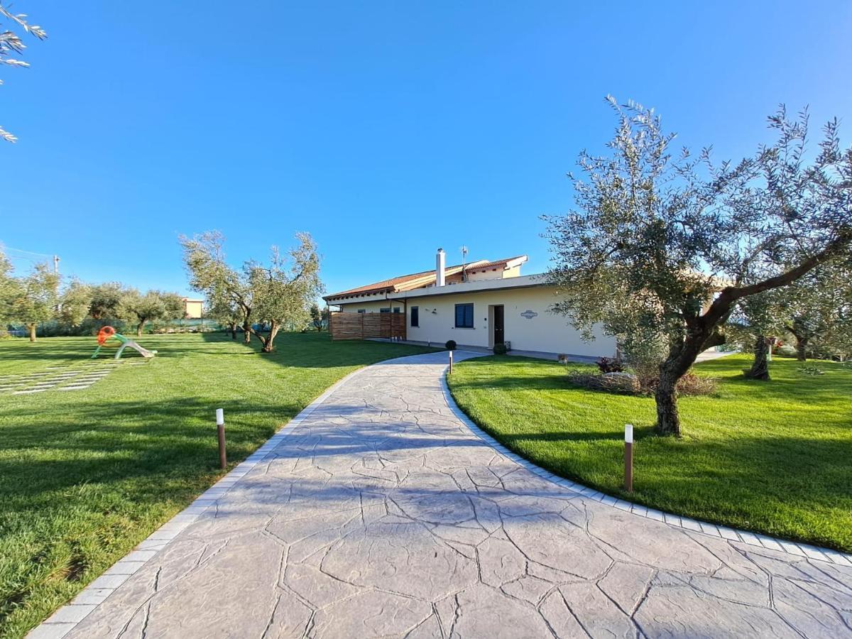 La Campagna Di Peppe E Tullia Bed & Breakfast Formia Bagian luar foto