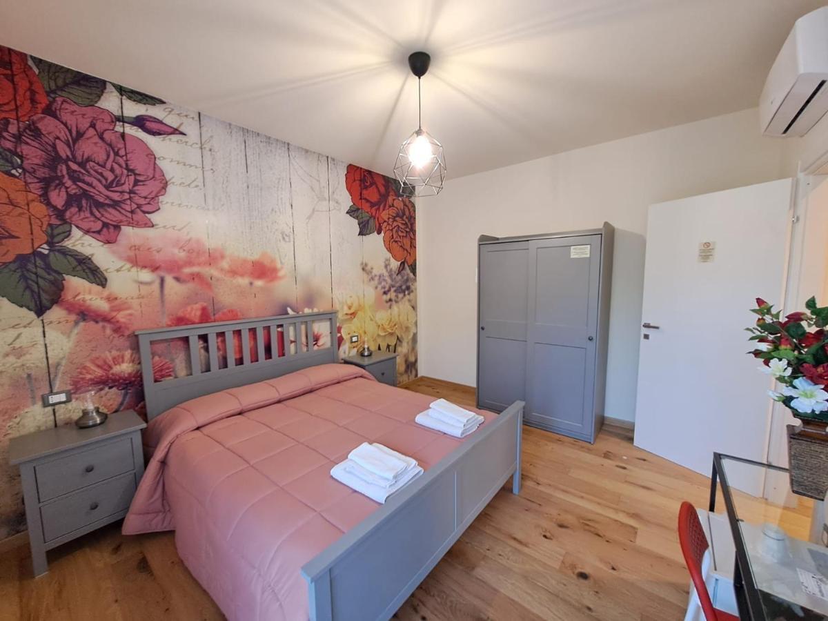 La Campagna Di Peppe E Tullia Bed & Breakfast Formia Bagian luar foto
