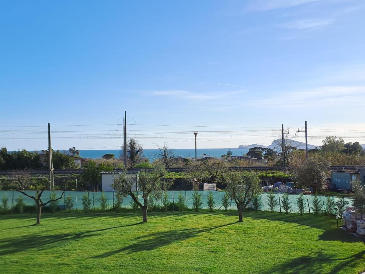 La Campagna Di Peppe E Tullia Bed & Breakfast Formia Bagian luar foto