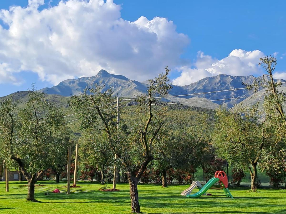 La Campagna Di Peppe E Tullia Bed & Breakfast Formia Bagian luar foto