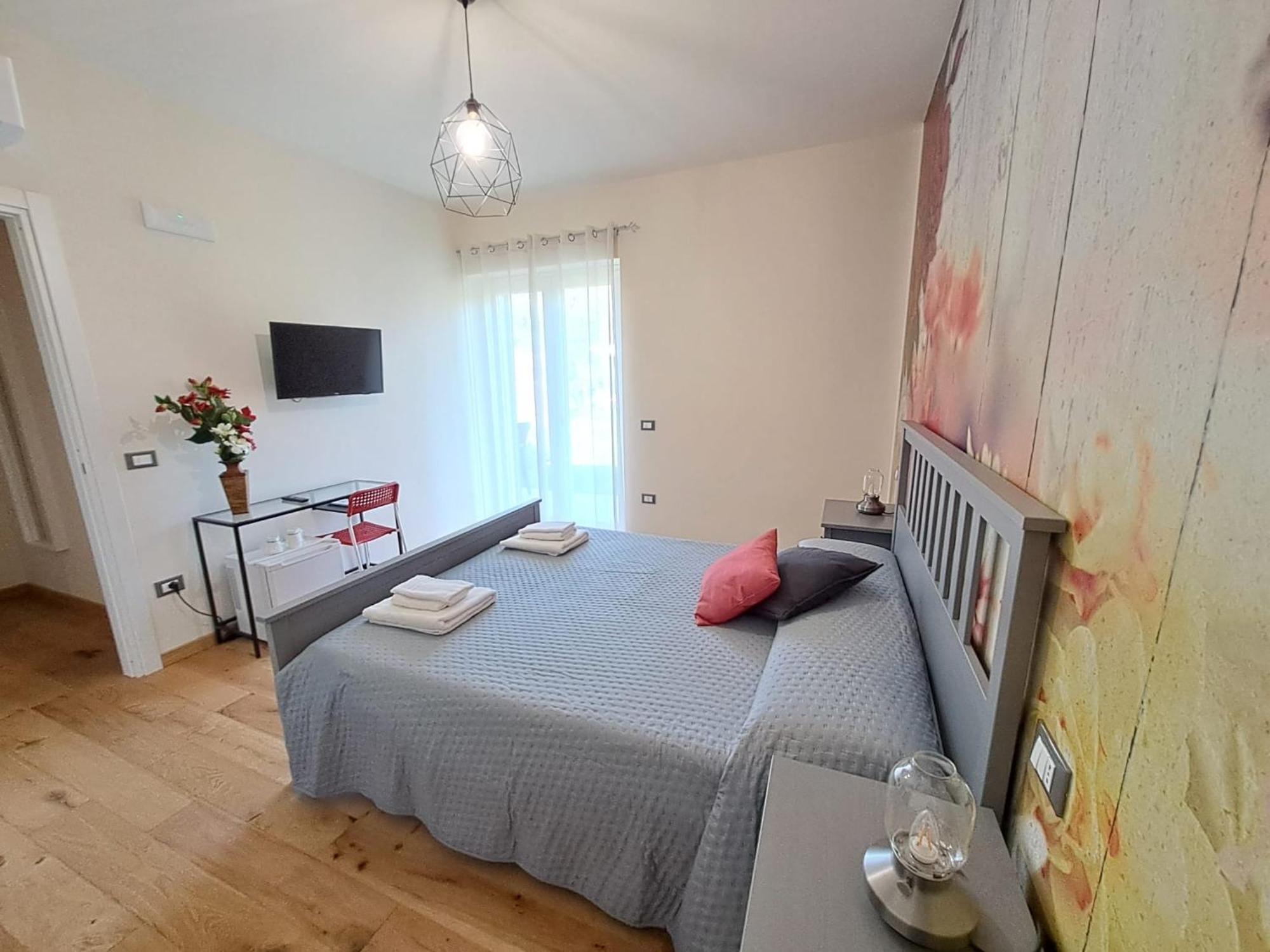 La Campagna Di Peppe E Tullia Bed & Breakfast Formia Bagian luar foto